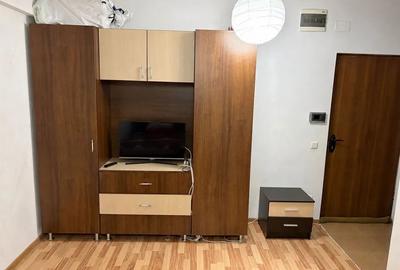 Garsonieră decomandată, mobilată în Dristor - 2