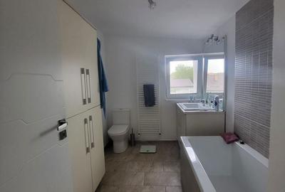 Casă cu 5 camere cu Teren 772 Mp în Ciugud - 6