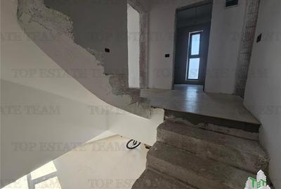 Casă cu 4 camere cu Teren 230 Mp în Giulești - 8