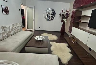Apartament cu 2 camere decomandat în Independenței - 2