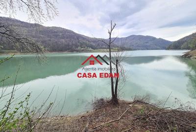 Teren de 1000 mp, în Teșila - 20