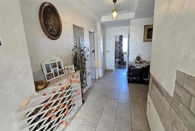 Casă cu Teren 2167 Mp în Ruși - 17