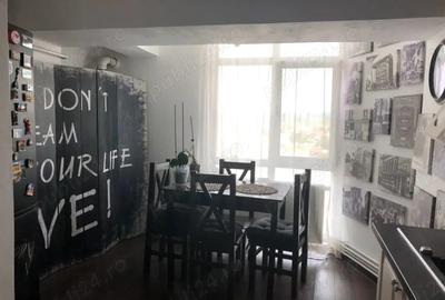 Apartament cu 3 camere decomandat în Central - 3