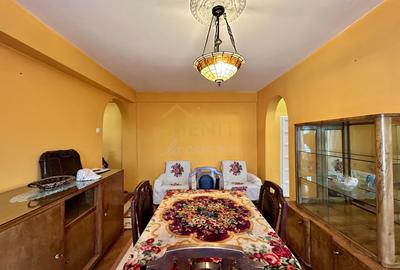 Apartament cu 3 camere semidecomandat, mobilat în Central - 1