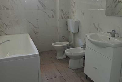 Casă cu 4 camere cu Teren 180 Mp în Central - 5