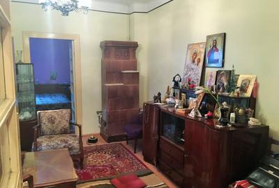 Casă individuală cu 4 camere în Central - 1