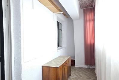 Apartament cu 3 camere decomandat în Gară