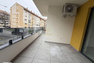 Apartament cu 3 camere decomandat în Carpați 2