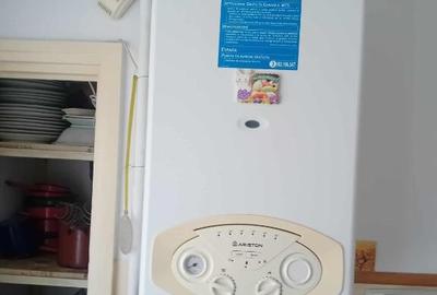 Apartament 2 cam ultracentral 50mp etaj 2 centrala termica termoizolat Apartament 2 cam ultracentral 50mp etaj 2 centrala termica termoizolat - 6