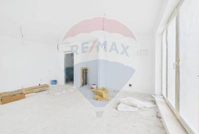 Casă cu 8 camere cu Teren 300 Mp în Ultracentral - 23