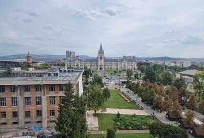 Apartament 2 camere Hala Centrala - 1