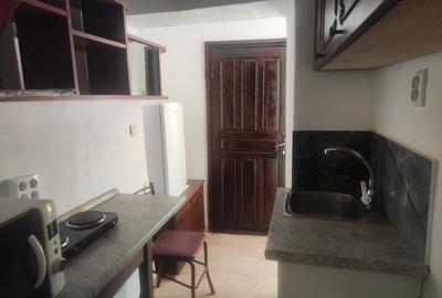 Apartament cu o cameră în casă cu 4 apartamente, cu parcare proprie - 5