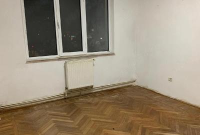 Apartament cu 4 camere decomandat în Central - 3