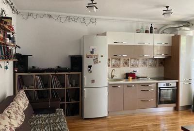 Apartament cu 2 camere decomandat în Europa - 2