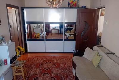 Ap 2Cam Darmanesti str Constantin Matase 45mp la cheie renovat mobilat - 2