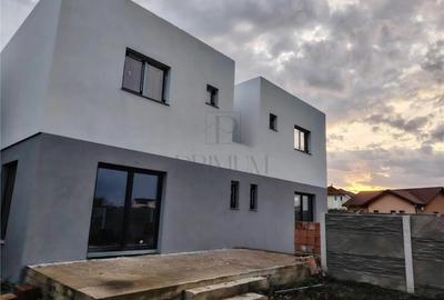 Duplex cu 5 camere cu Canalizare în Urseni - 5