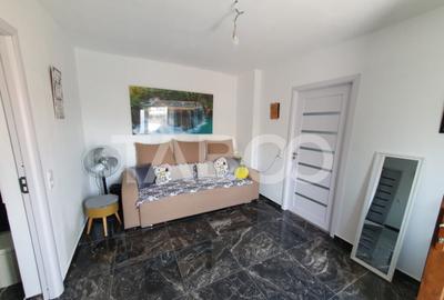 Casa 90 mpu 2 camere bucatarie baie debara zona Campului - 4