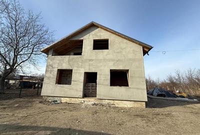 CASA LA GRI , UNIREA - 1