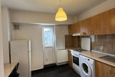 Proprietar - garsoniera de inchiriat - Nerva Traian bdul Unirii Proprietar - garsoniera de inchiriat - Nerva Traian bdul Unirii - 2