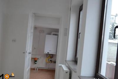 Spațiu comercial, de 146 mp, în 9 Mai - 4