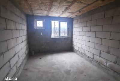 Casă cu Teren 800 Mp în Central - 7
