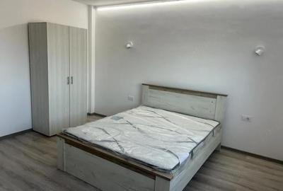 Apartament cu 3 camere decomandat în Șimnicu de Sus - 4