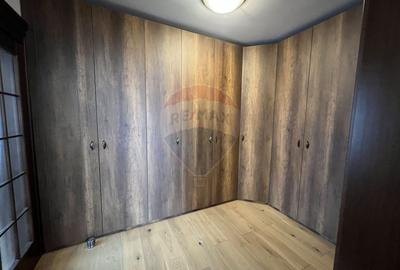 Casă cu 6 camere cu Teren 1200 Mp în Central - 7