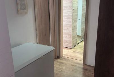 Apartament cu 3 camere semidecomandat în Lotrioara - 5