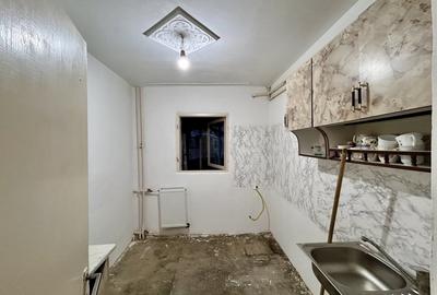 Apartament cu 3 camere decomandat în 9 Mai - 1