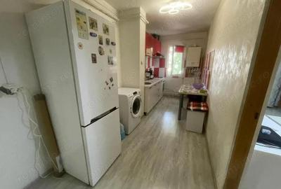 Apartament cu 2 camere semidecomandat în Micro 40 - 2