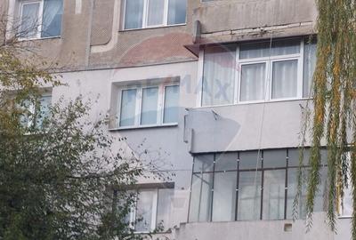 Apartament cu 3 camere de vanzare - 10