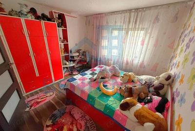 4 Camere Etaj 2 George Enescu Foarte spatios Liber 96mp An 1984 - 10