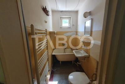 Apartament 3 camere decomandate 65 mp + 5 mp balcon parter Fagaras - 6