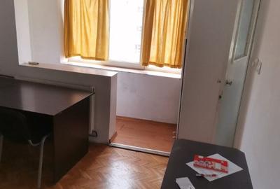 Garsoniera confort 1, zona Baba Dochia-Fabrica de bere, etajul 4 - 4