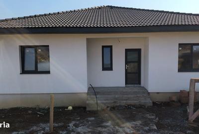 Casă cu 3 camere în Sâncraiu de Mureș - 2