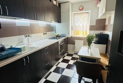 Apartament cu 2 camere decomandate, etaj intermediar, 60 mp, parcare, Porii - 2