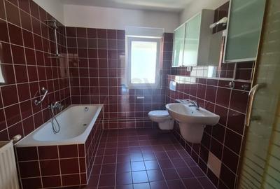 Apartament cu 3 camere decomandat în Central - 7