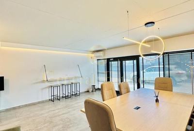Spațiu comercial, de 40 mp, în Central - 1