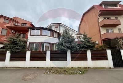 Casă cu 12 camere cu Teren 300 Mp în Central - 6