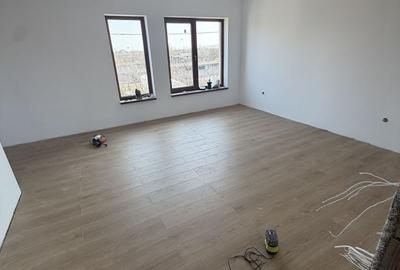 Casă cu 4 camere în Păulești - 3