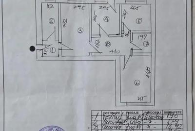 Apartament cu 4 camere semidecomandat în Ferentari - 4