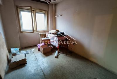 Apartament cu 3 camere decomandat în Gorjului - 3