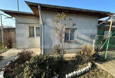 Casă cu Teren 350 Mp în Central