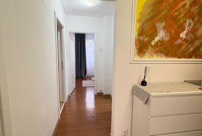 Apartament cu 3 camere în Drumul Taberei - 3