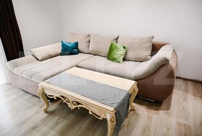 Apartament LUX decomandat cu 3 camere, 94 mp, in Tractorul - Coresi - 1