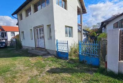 Casă cu 5 camere în Central - 6