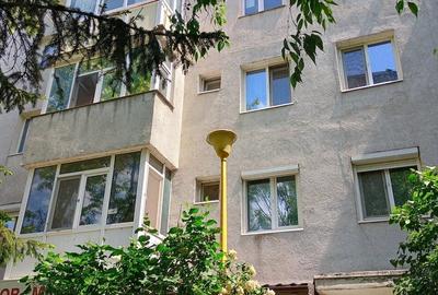 Apartament cu 3 camere semidecomandat în Central - 4