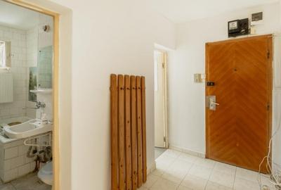 Apartament cu 2 camere semidecomandat în Spitalul Județean