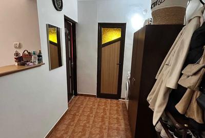 Apartament cu 2 camere decomandat în Nicolina - 4