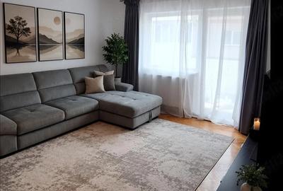 Apartament cu 3 camere semidecomandat în Șagului